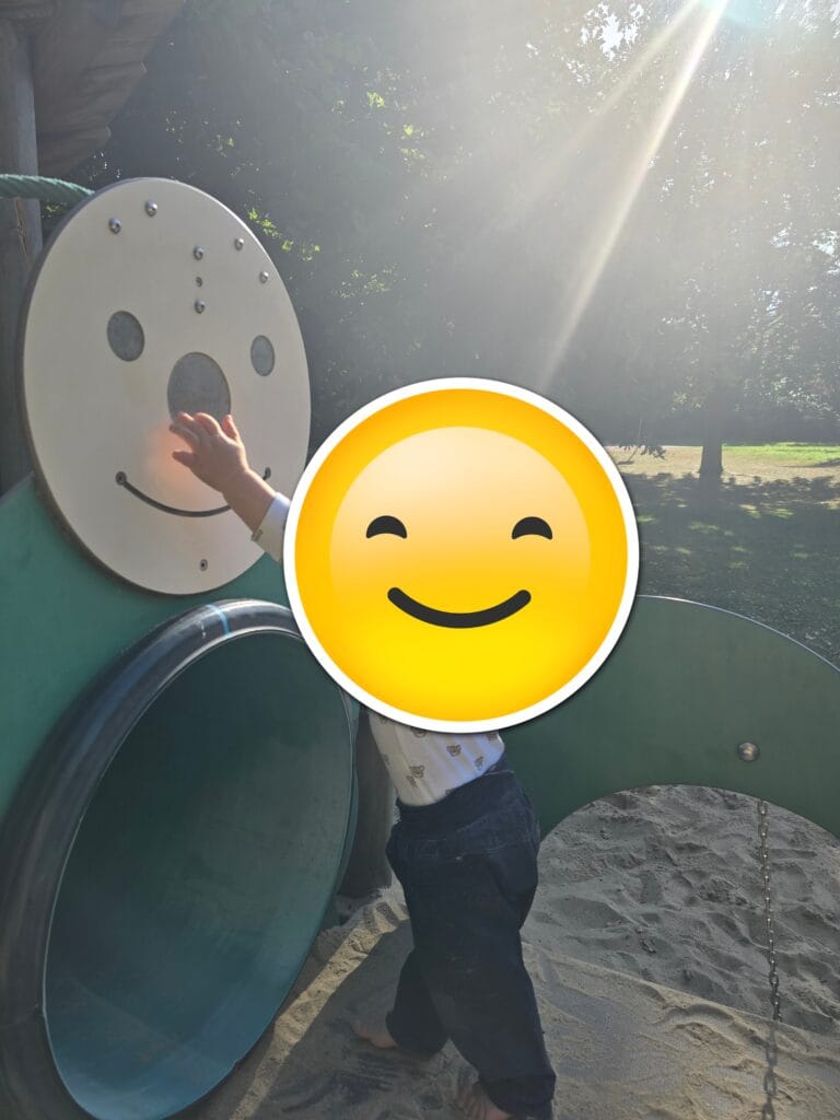 {"remix_data":[],"remix_entry_point":"challenges","source_tags":[],"origin":"unknown","total_draw_time":0,"total_draw_actions":0,"layers_used":0,"brushes_used":0,"photos_added":0,"total_editor_actions":{},"tools_used":{},"is_sticker":false,"edited_since_last_sticker_save":false,"containsFTESticker":false,"used_sources":{"version":1,"sources":[{"id":"244043995057900","type":"premium"}]}}